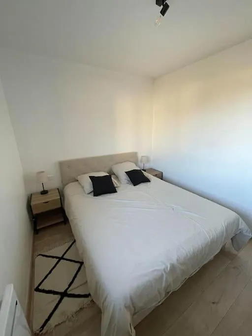 Maison Mitoyenne 60M2 En Campagne Montailleur