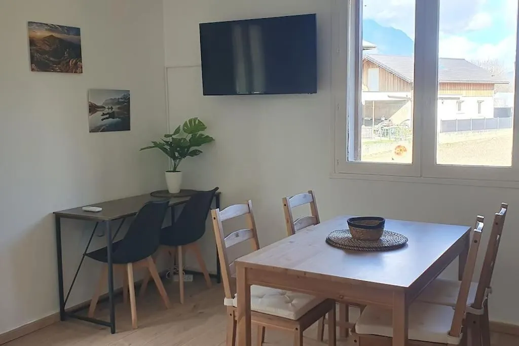 Maison Mitoyenne 60M2 En Campagne Montailleur Apartment
