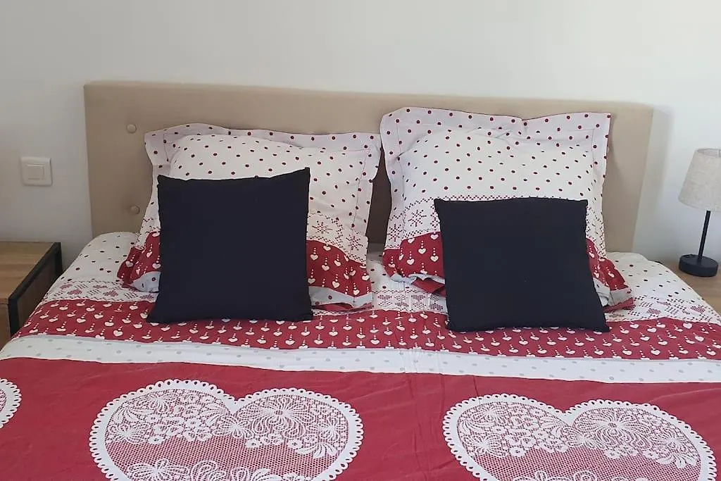 Maison Mitoyenne 60M2 En Campagne Montailleur